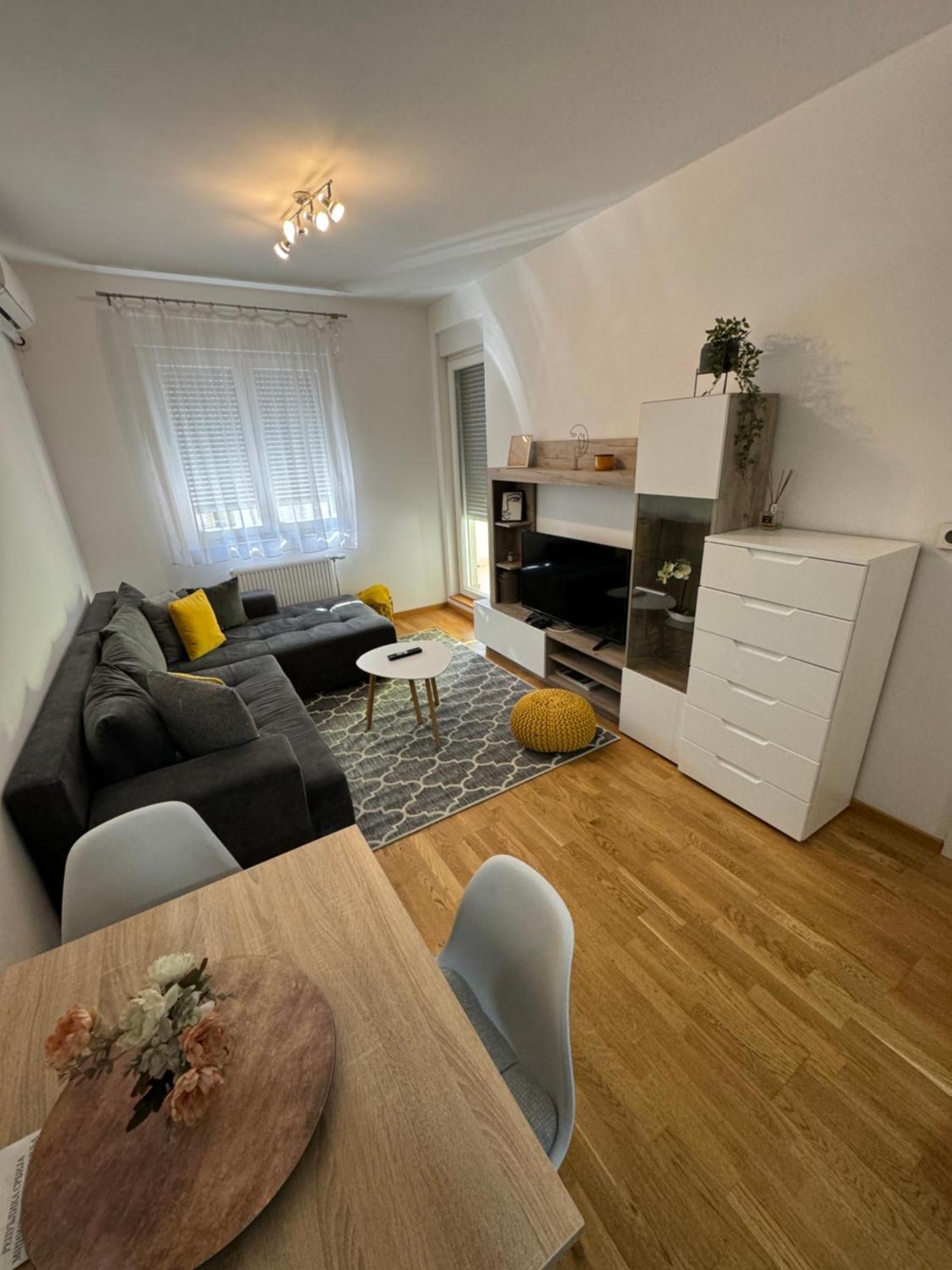 Апартаменты Novi Sad Apartman Экстерьер фото